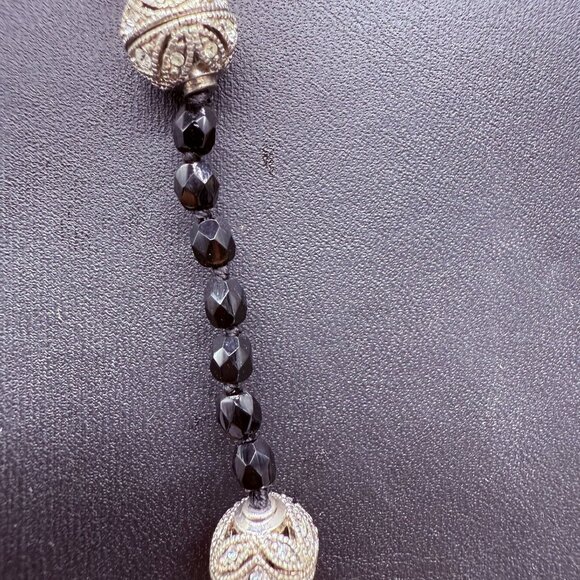 Black Faceted Beaded Clear Rhinestone Station Long Necklace Silver Tone - Picture 7 of 8